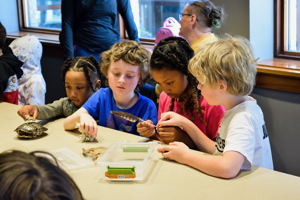 Maymont Offers Student Day Camps on Select Out-of-School Days Kids working in a science lab at Maymont