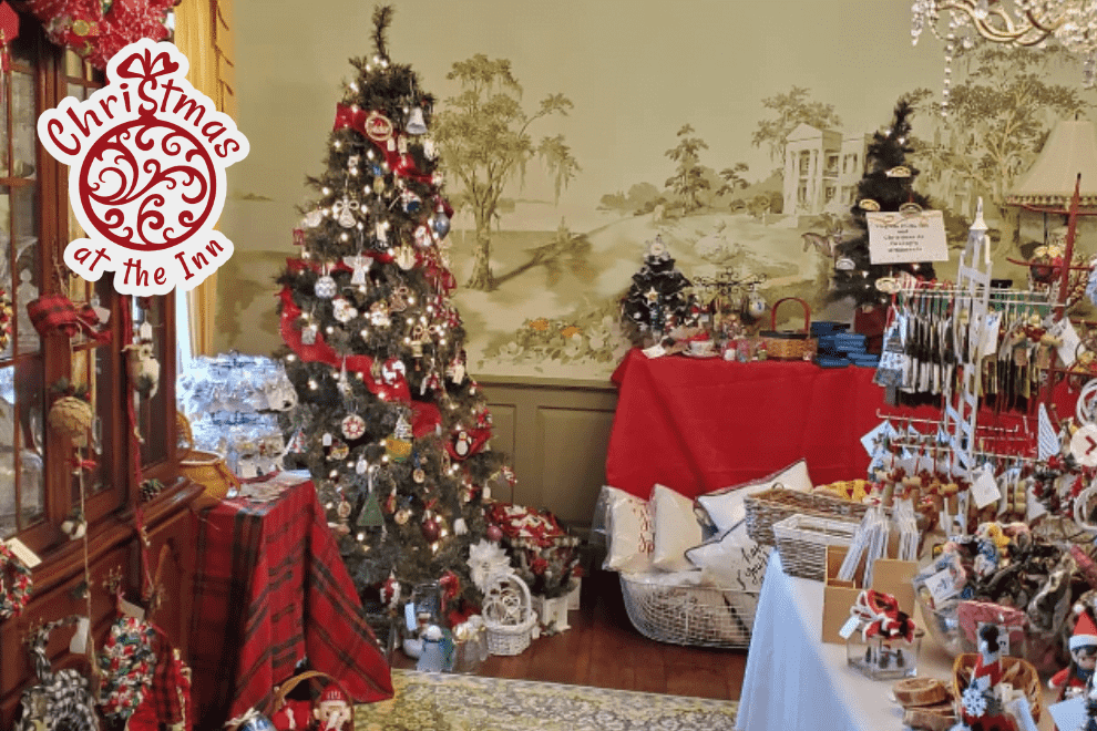 Christmas at the Virginia Cliffe Inn