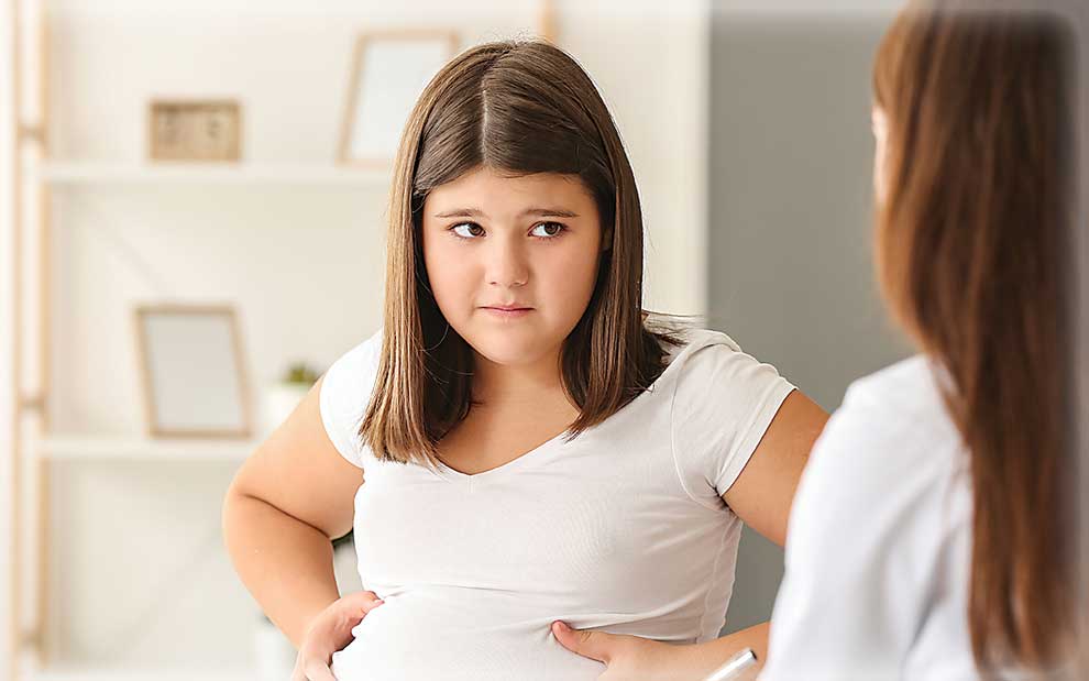 Advice From a Parenting Pro girl with doctor