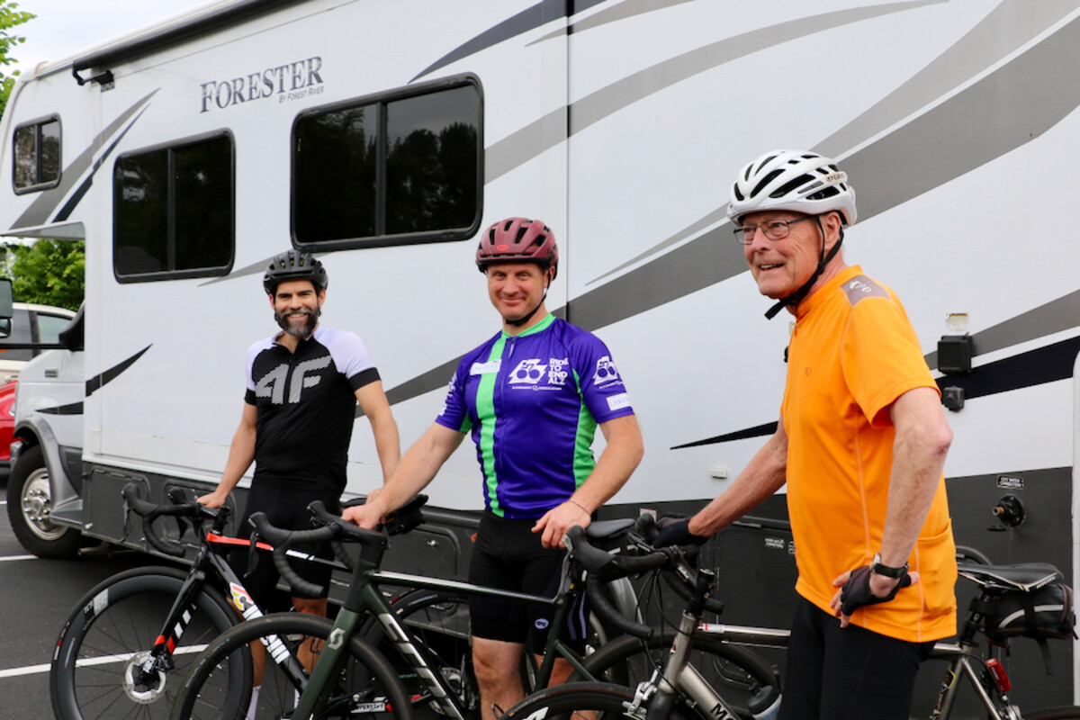 Lakewood Team on the Road to End Alzheimer’s Ride to End Alzeimer's with Lakewood team