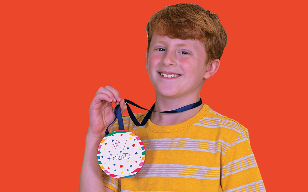 How to Win at Crafting! boy with craft medal