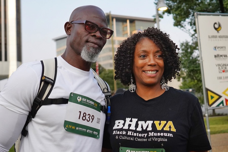 Journey Through 400+ Years of Black History at Run Richmond 16.19 Djimon Hounsou with Run Richmond participant 16.19