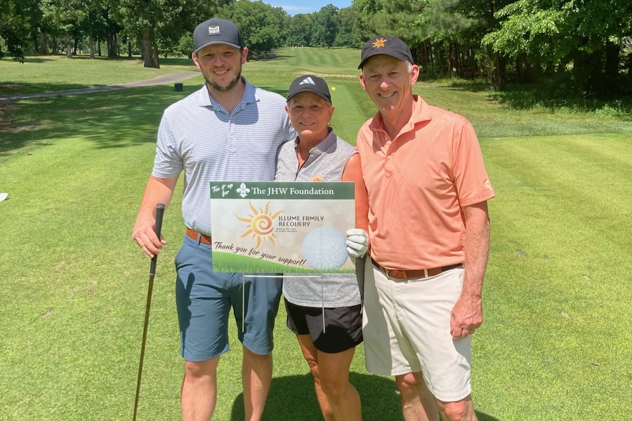 Wrenn Fam at JHW golf event in 2022 Illume Family Recovery
