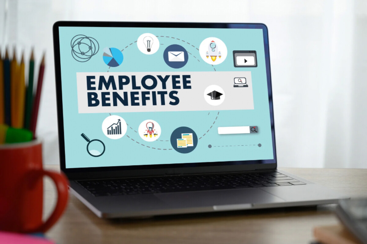Open Enrollment Is Coming! Here’s What to Know About Benefits employee benefits image
