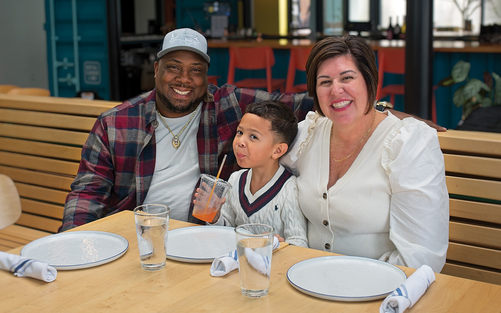 Mom & Dad Are a Dining Dynasty! Mike Lindsey and Kim Love-Lindsey