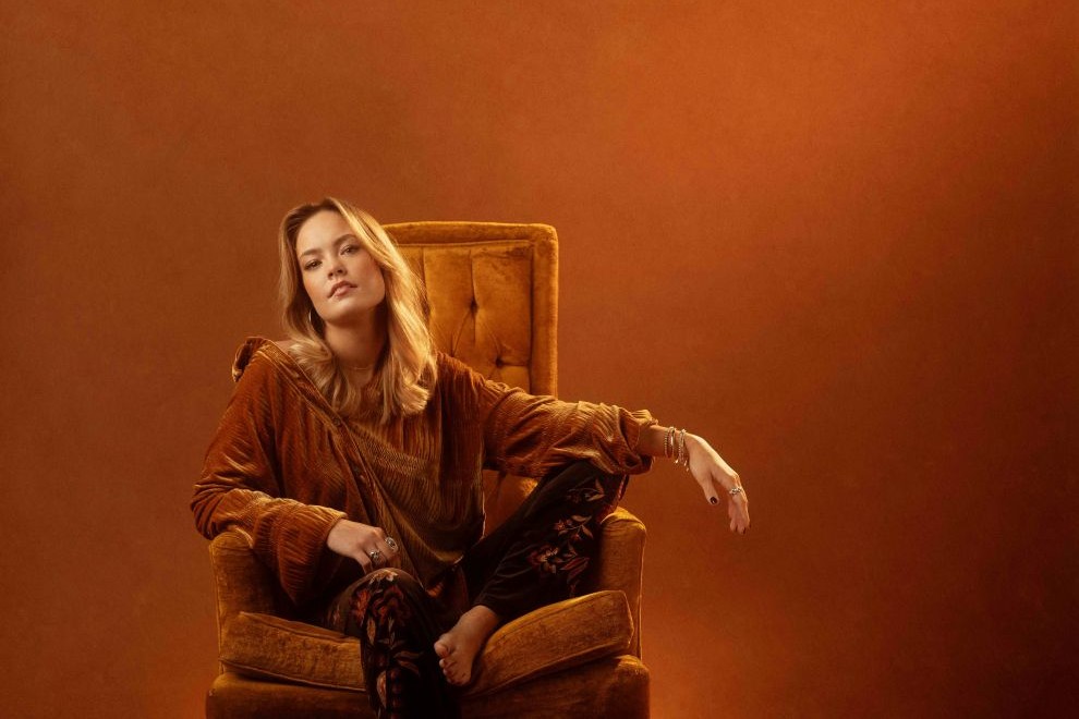 Carrie Brockwell Looks Forward to Upcoming Holiday Concert and Newest Single Release Carrie Brockwell