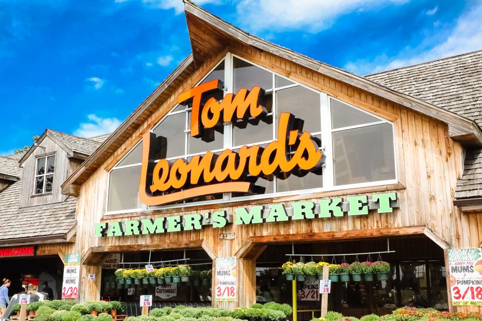 Tom Leonard's Farmer's Market