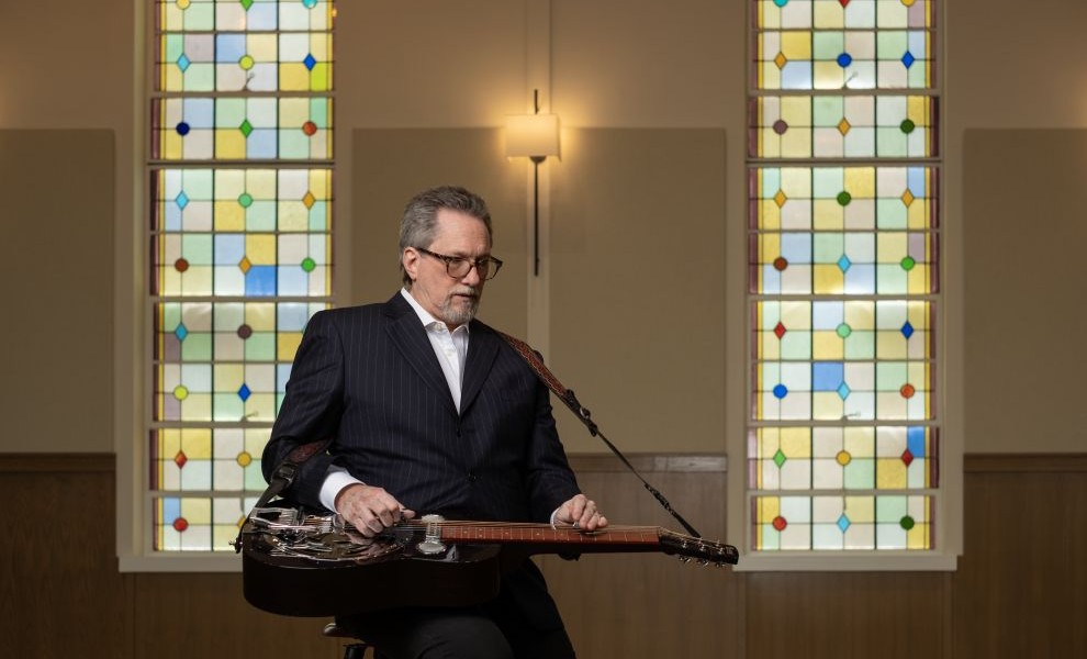 Jerry Douglas Playing Dobro - Stained Glass (Credit Scott Simontacchi)