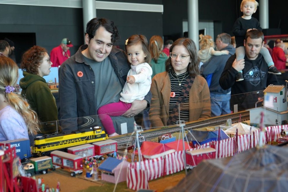 All Aboard for Thanksgiving Weekend Memories Model Railroad Show at Science Museum of Virginia