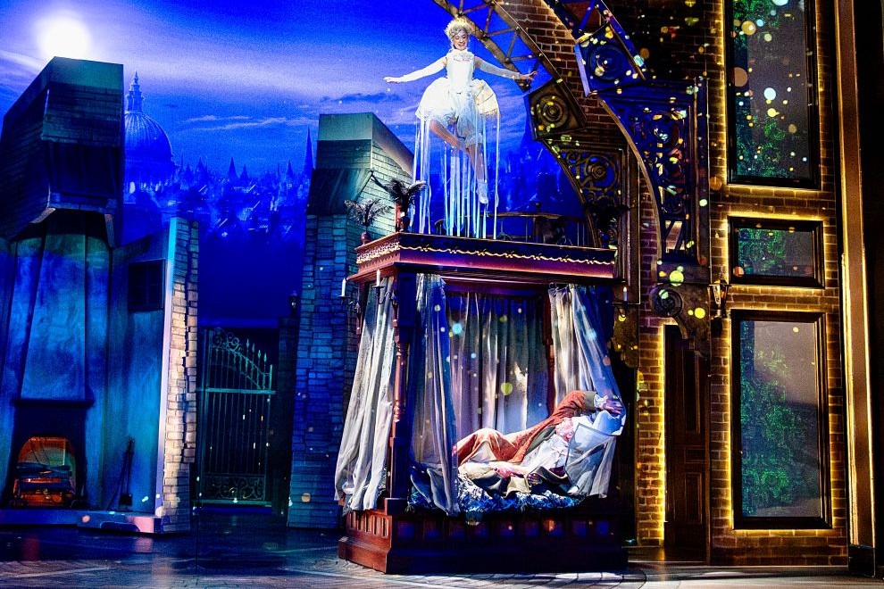 Virginia Rep's A Christmas Carol - Photo by Aaron Sutten