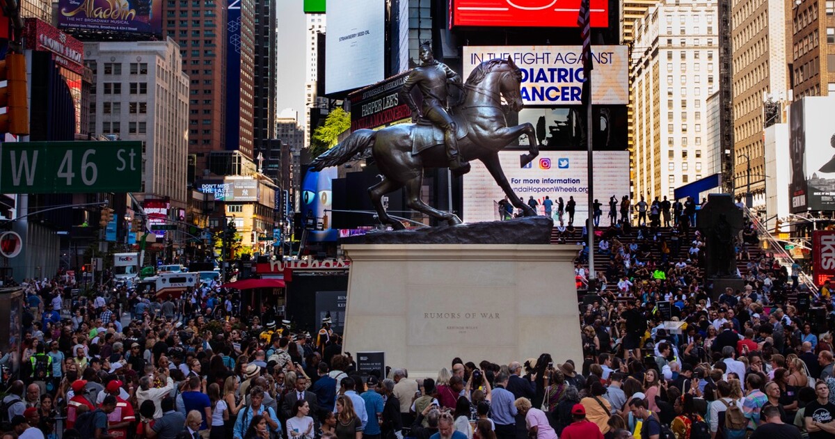 Kehinde Wiley Public Sculpture Unveiled in Times Square Before Coming to VMFA on Arthur Ashe Boulevard