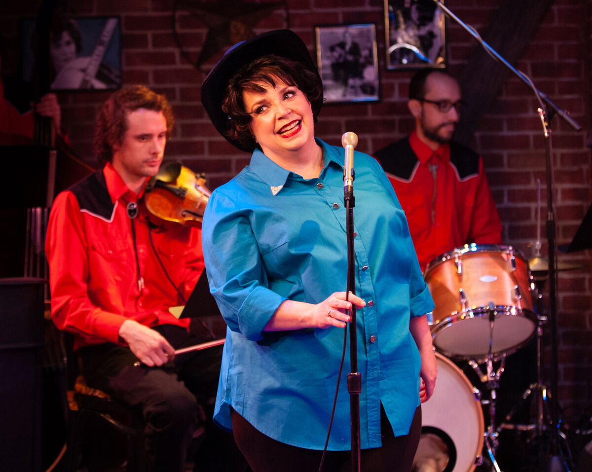 Debra Wagoner as Patsy Cline is Must-See RVA Theatre
