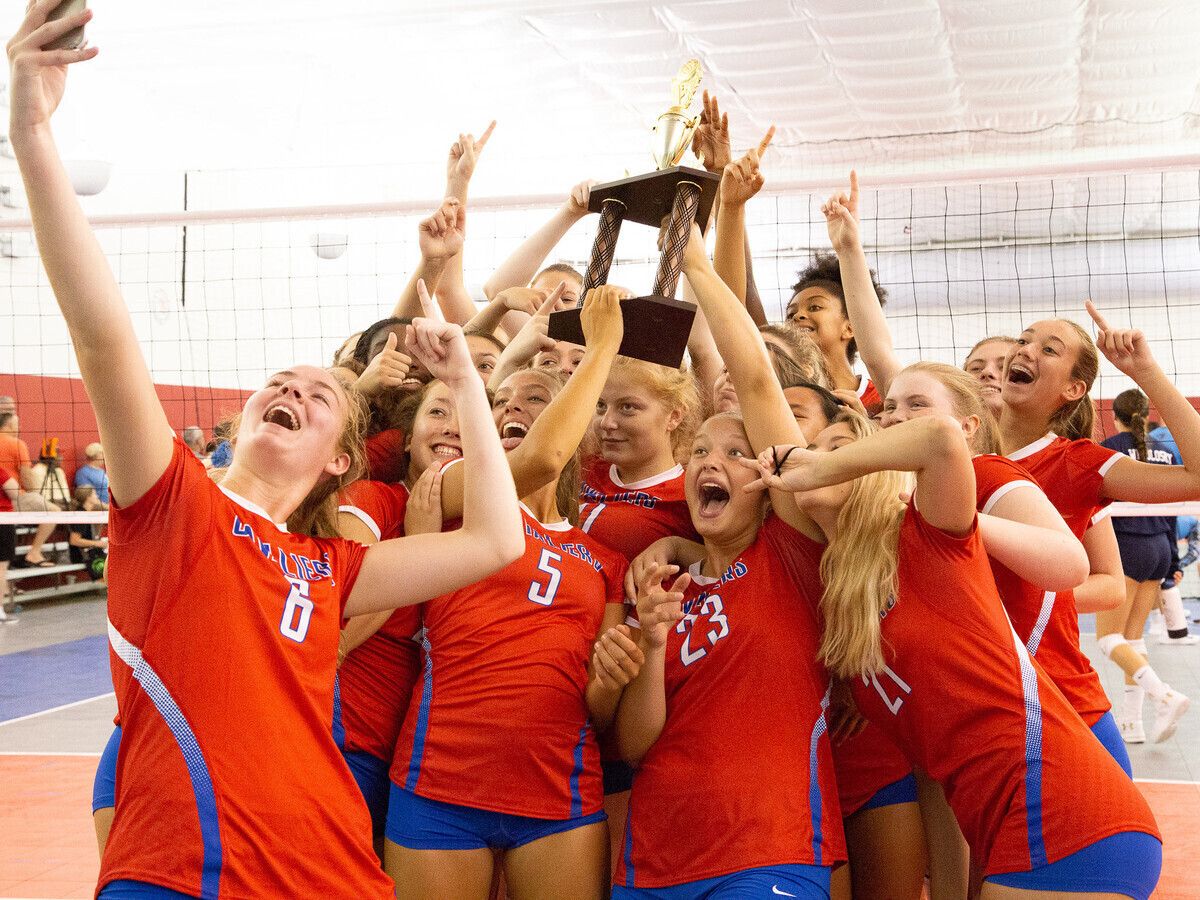Richmond Volleyball Club Hosts High School Volleyball Tournament August 30-31