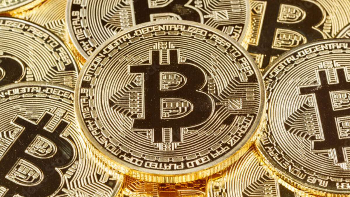 What is Cryptocurrency? How About Blockchain?