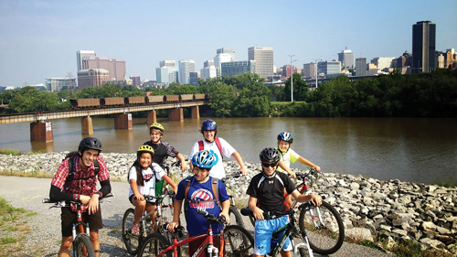 Camp adventures and opportunities along the James River are plenty for kids of all ages,
including hiking, ziplining, mountain biking, fishing, and a variety of water endeavors.