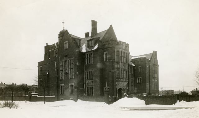 A Stately Richmond Residence