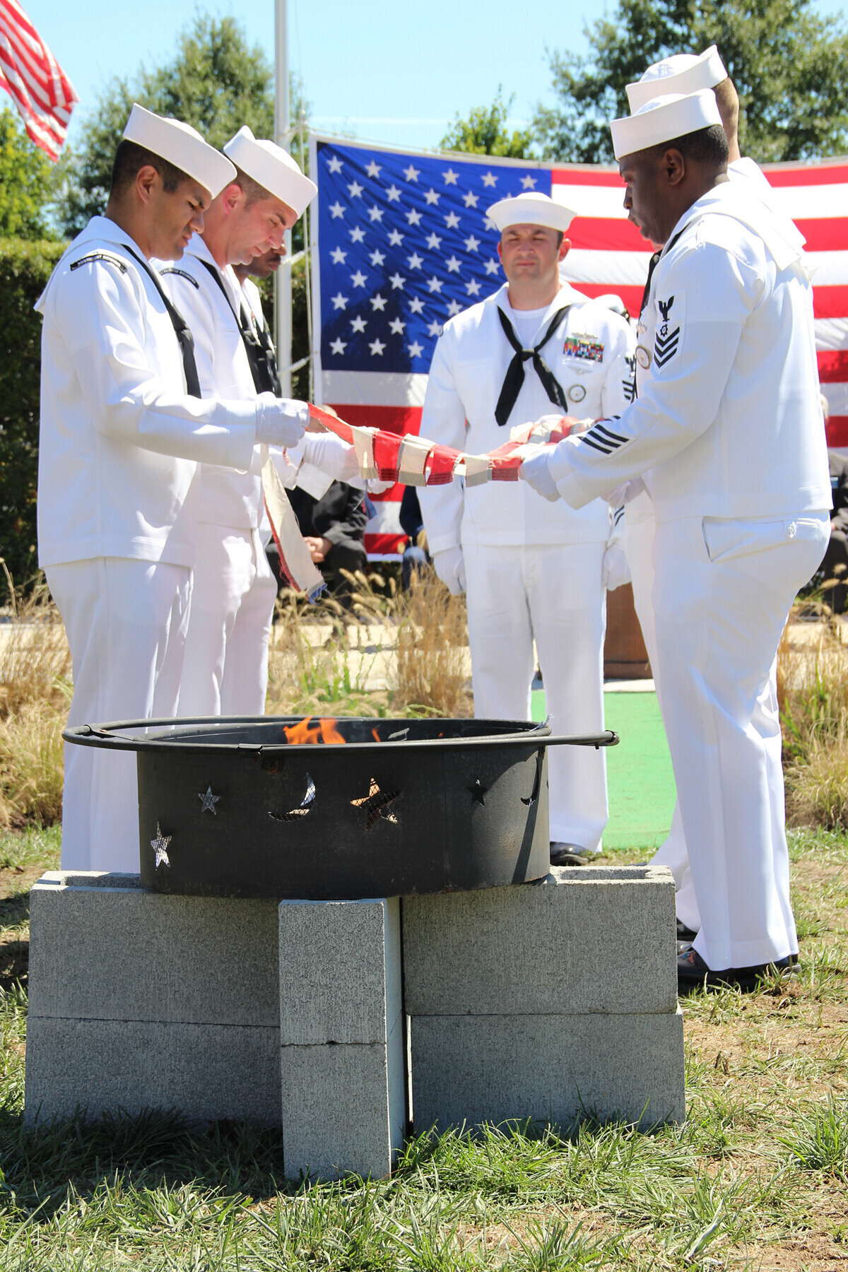 VWM - Patriot Day 2015 - flag retirement